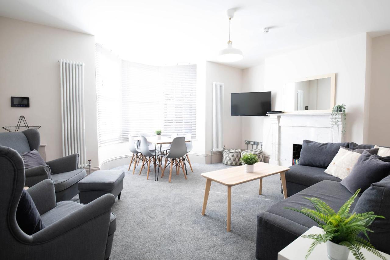 סאות'המפטון Oxford Street Grand Apartment- Free Evening Parking מראה חיצוני תמונה