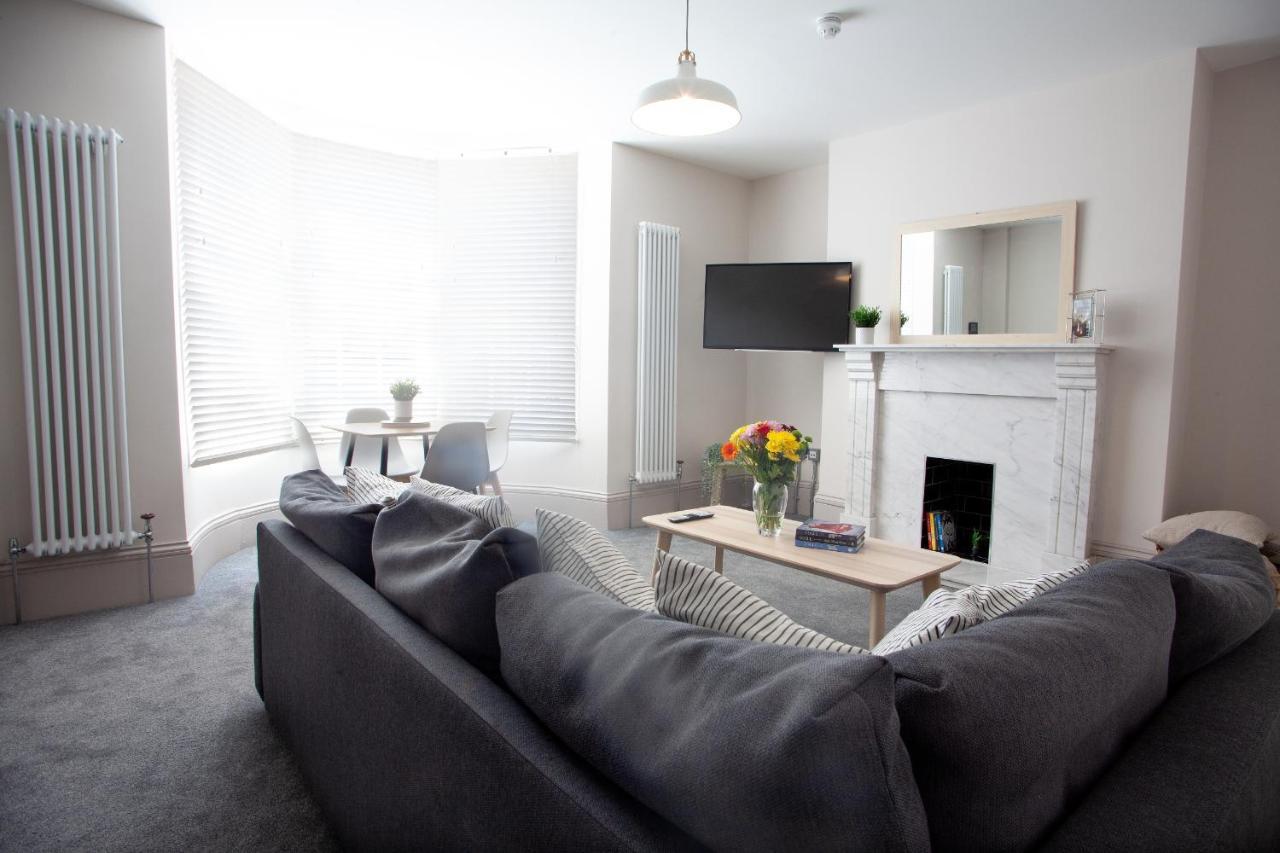 סאות'המפטון Oxford Street Grand Apartment- Free Evening Parking מראה חיצוני תמונה